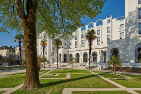 Гостиница Hotel & Spa Vacances Bleues Le Splendid  Дакс